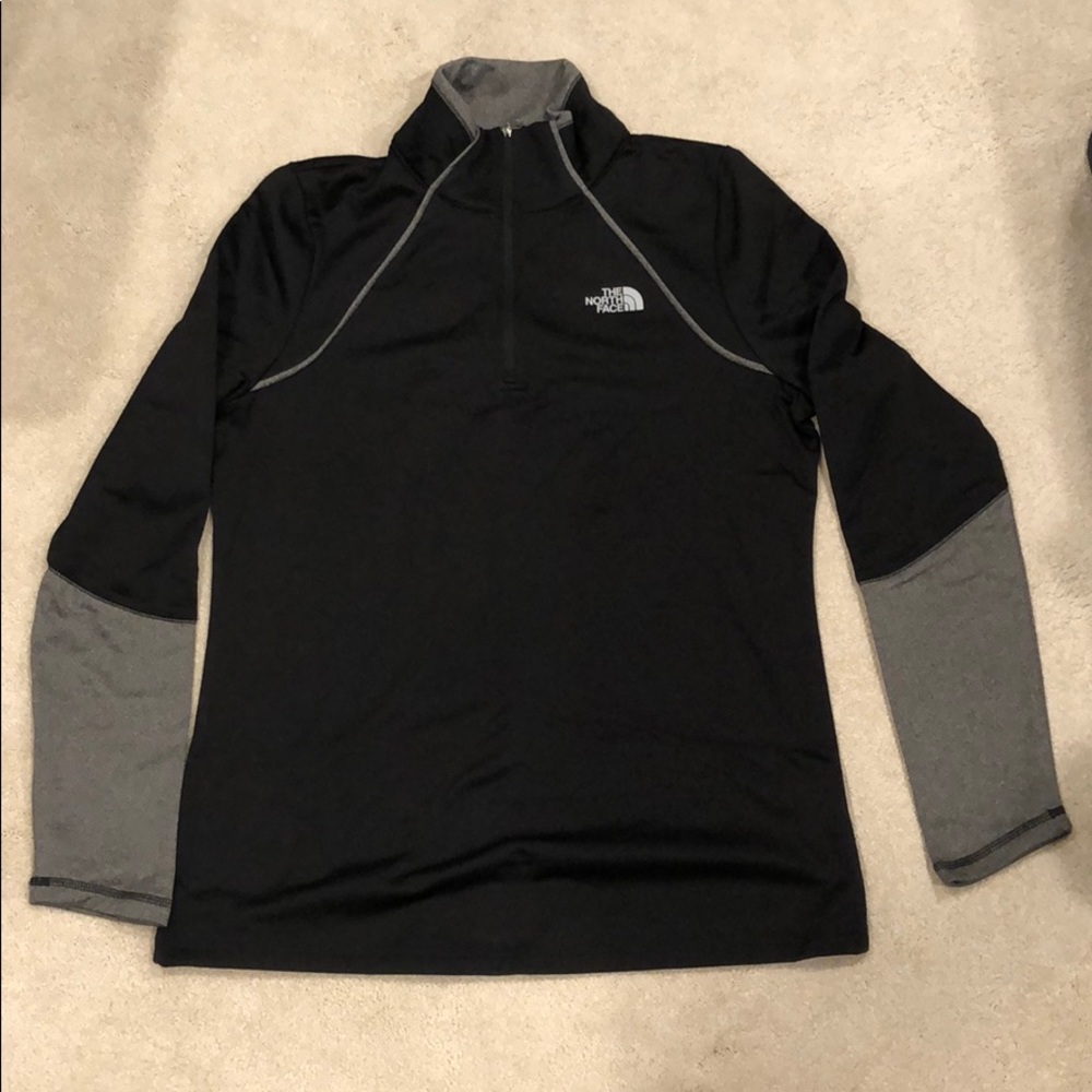 North face pullover